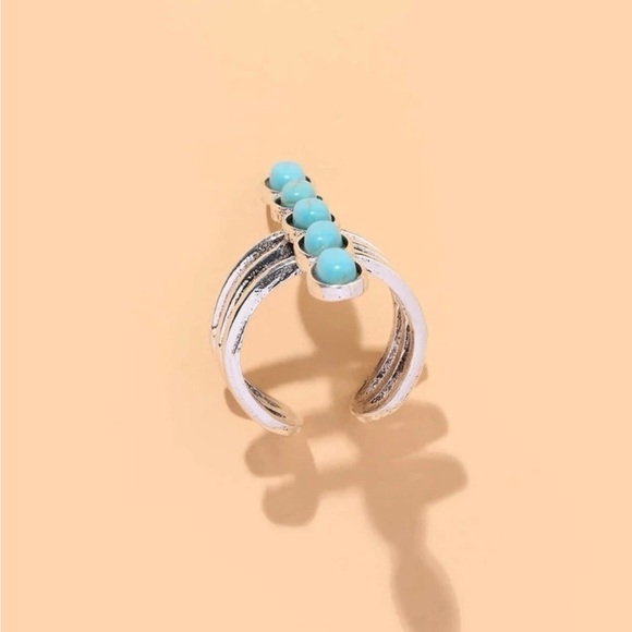 Turquoise Stone Linear Silver Ring - Picture 4 of 15